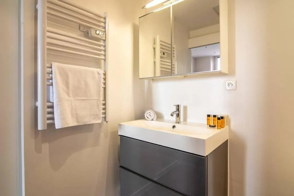 C039-Appartement Lumineux Au Suquet Pour 3 Personnes Cannes