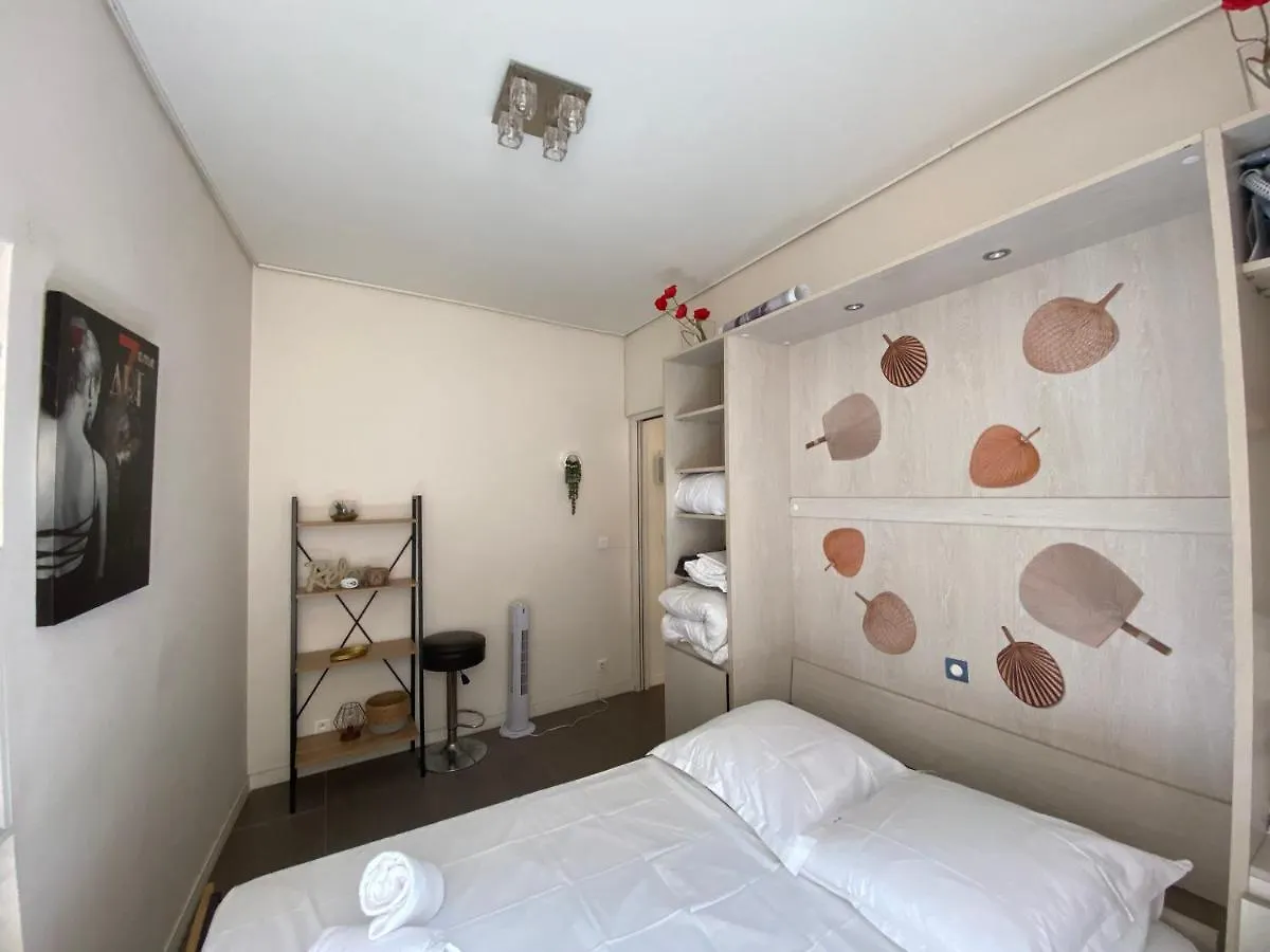 C039-Appartement Lumineux Au Suquet Pour 3 Personnes Cannes Apartment